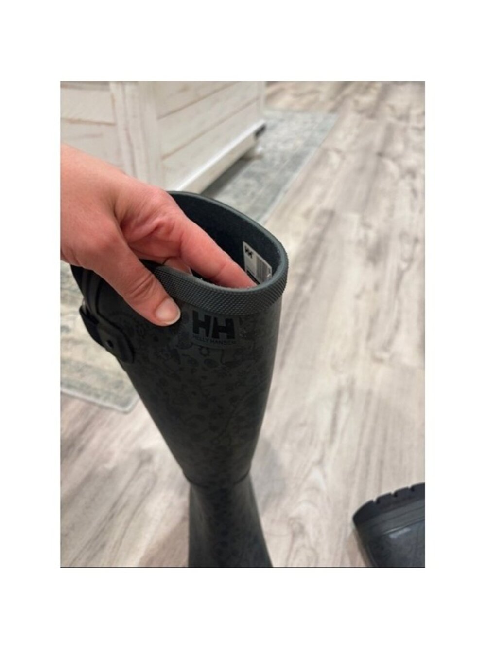 Helly Hansen Classic Women's Black and green Floral Rain Boots size 9 - Picture 3 of 9